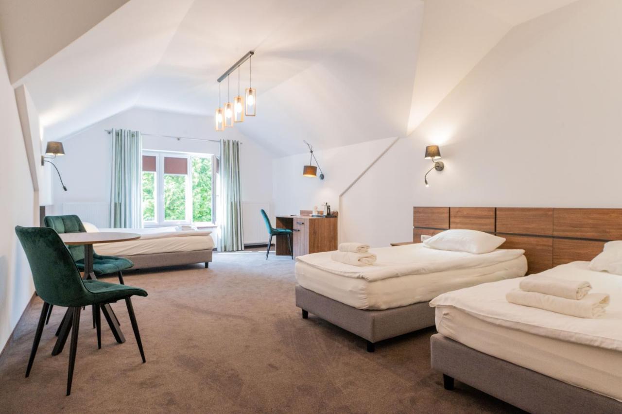 Hotel Odejewscy Хойніце Екстер'єр фото